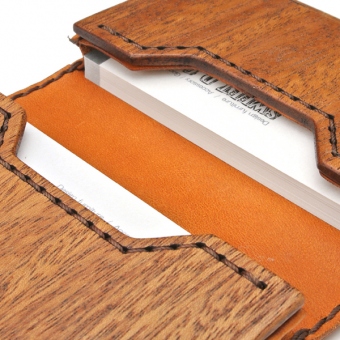木と革の名刺入れ card case05「LIFE」