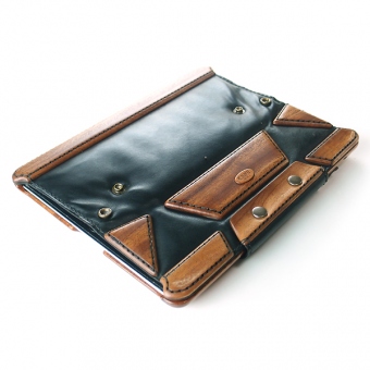 Design Leather Cover for iPad2/3木製ケースにレザーカバー付